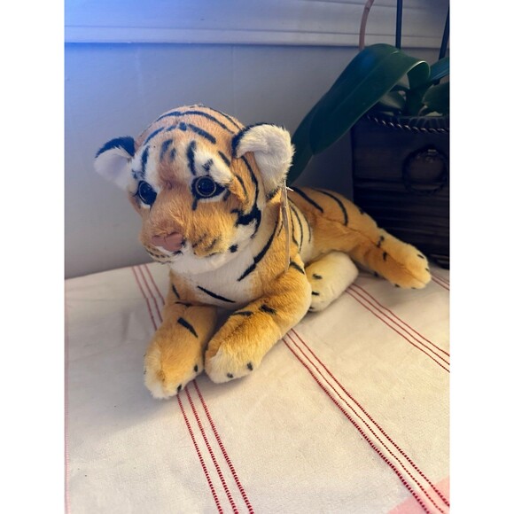 SUPER SOFT Tiger Cub New With Tag burton+BURTON plush 12 inch - Picture 2 of 6